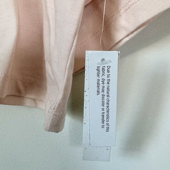 NWT Abound by Nordstrom Love Cropped Graphic Tee - Size: Large - Picture 7 of 8